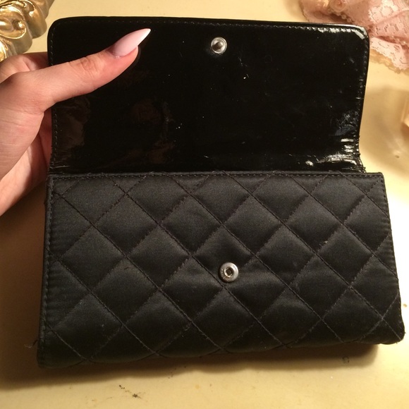 Guess wallet - Picture 3 of 4